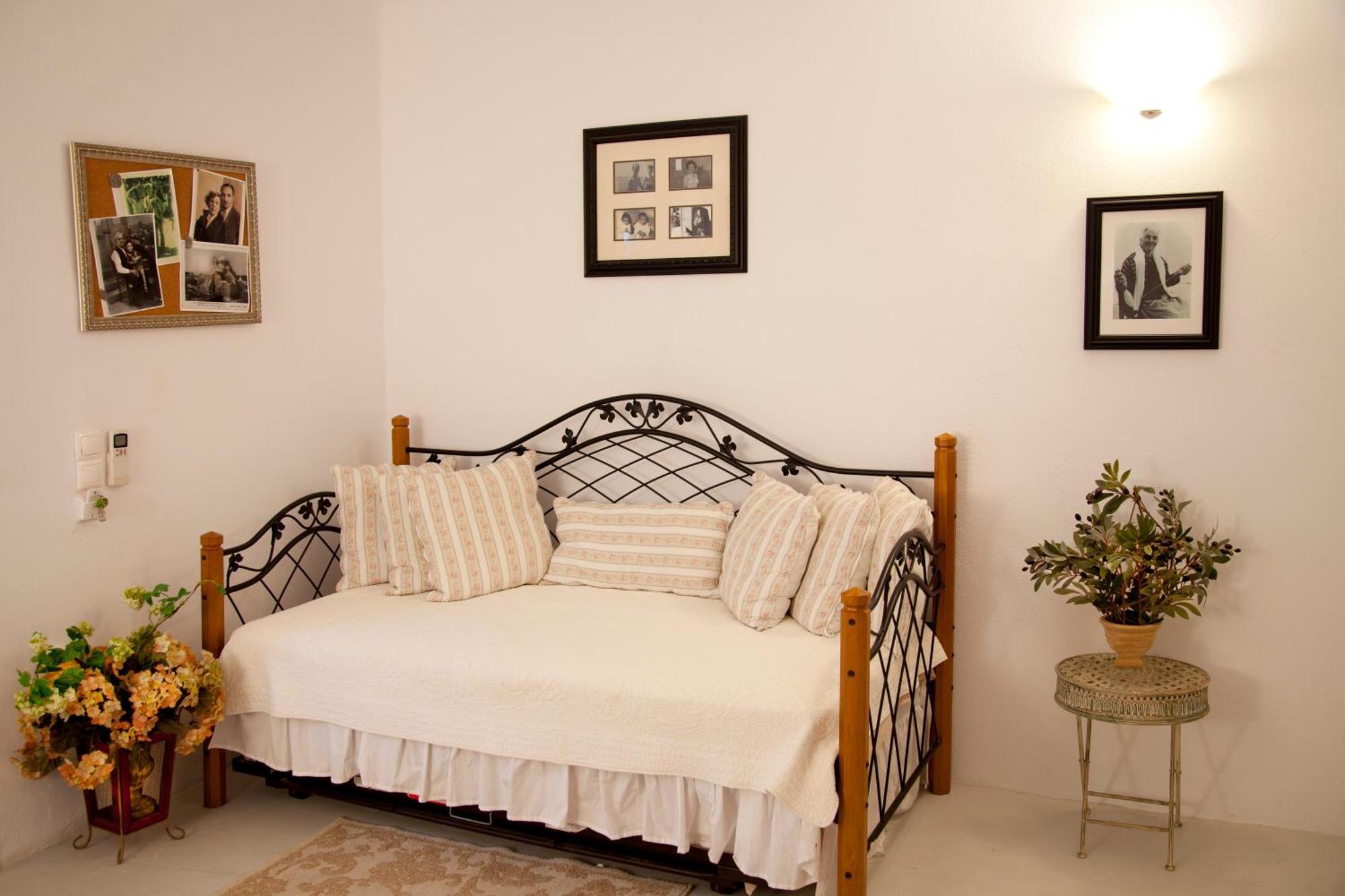 Eleni'S Village Suites Klouvas Esterno foto